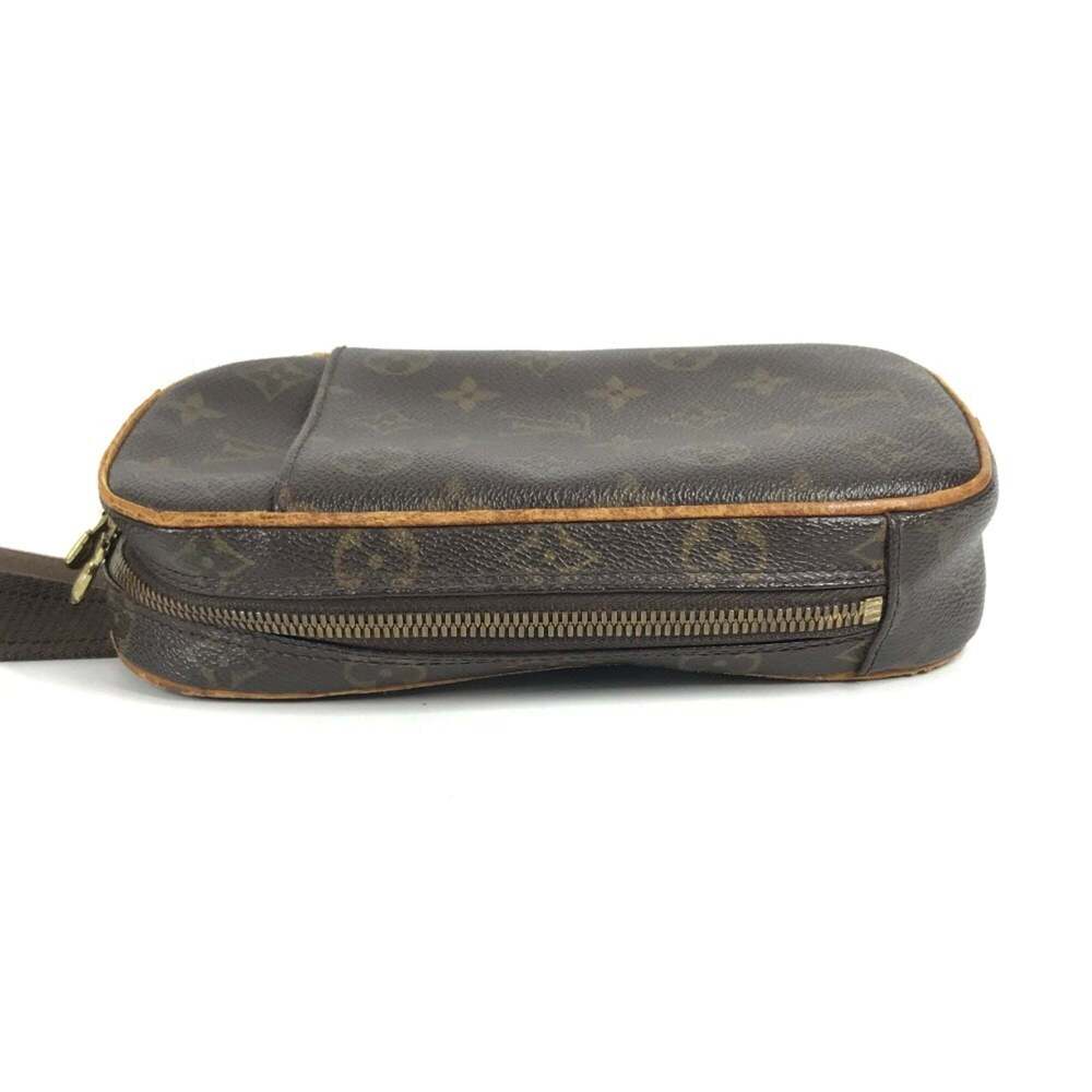 LOUIS VUITTON Authentic Brown Monogram Canvas Pochette Shoulder Bag - Picture 3 of 16